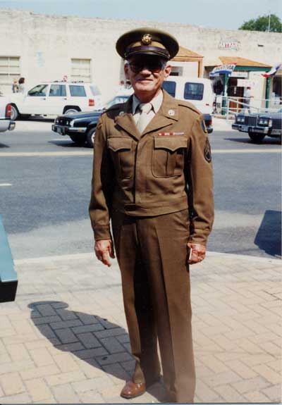 CARLOS CAVAZOS