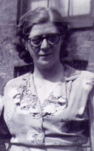 MARY DAVIN