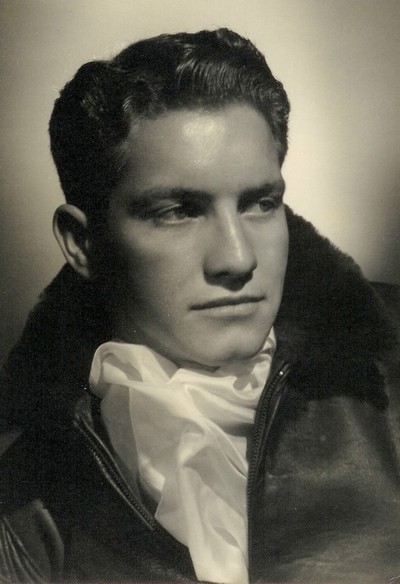 Davis Raymond