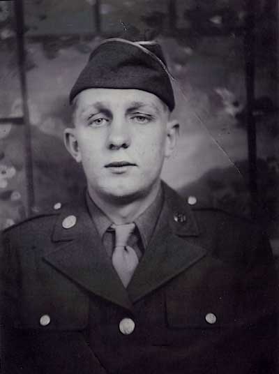 KENNETH RAUBEL