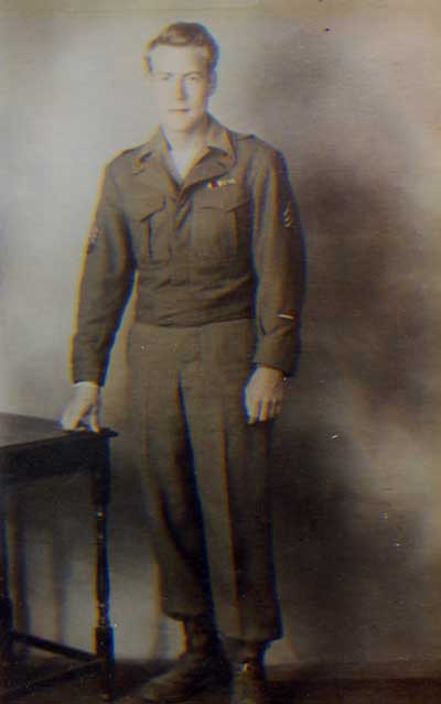 FRANK DAVIS