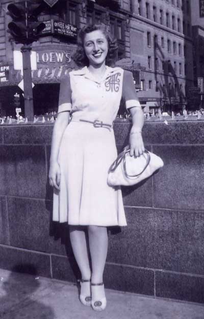 LILLIAN CASTRANOVA