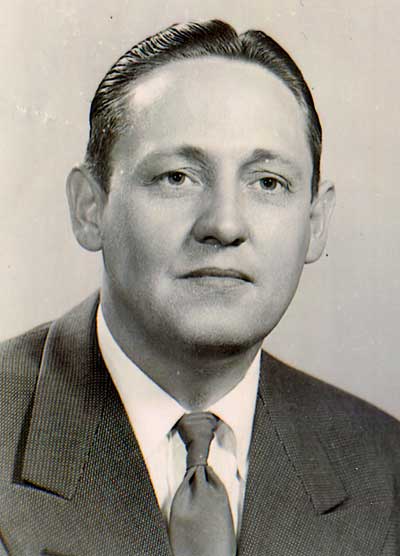 HOWARD MOON