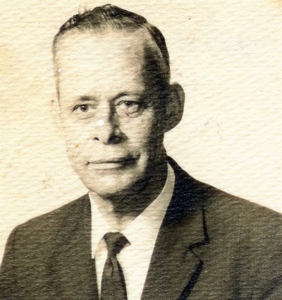 WARREN CHAPMAN