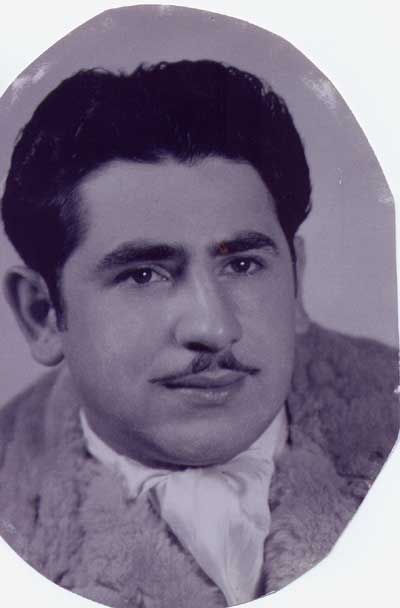 FRANK DAVIS