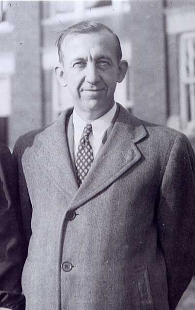 EDWARD HINSKI