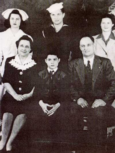 ALBERT DAVINROY